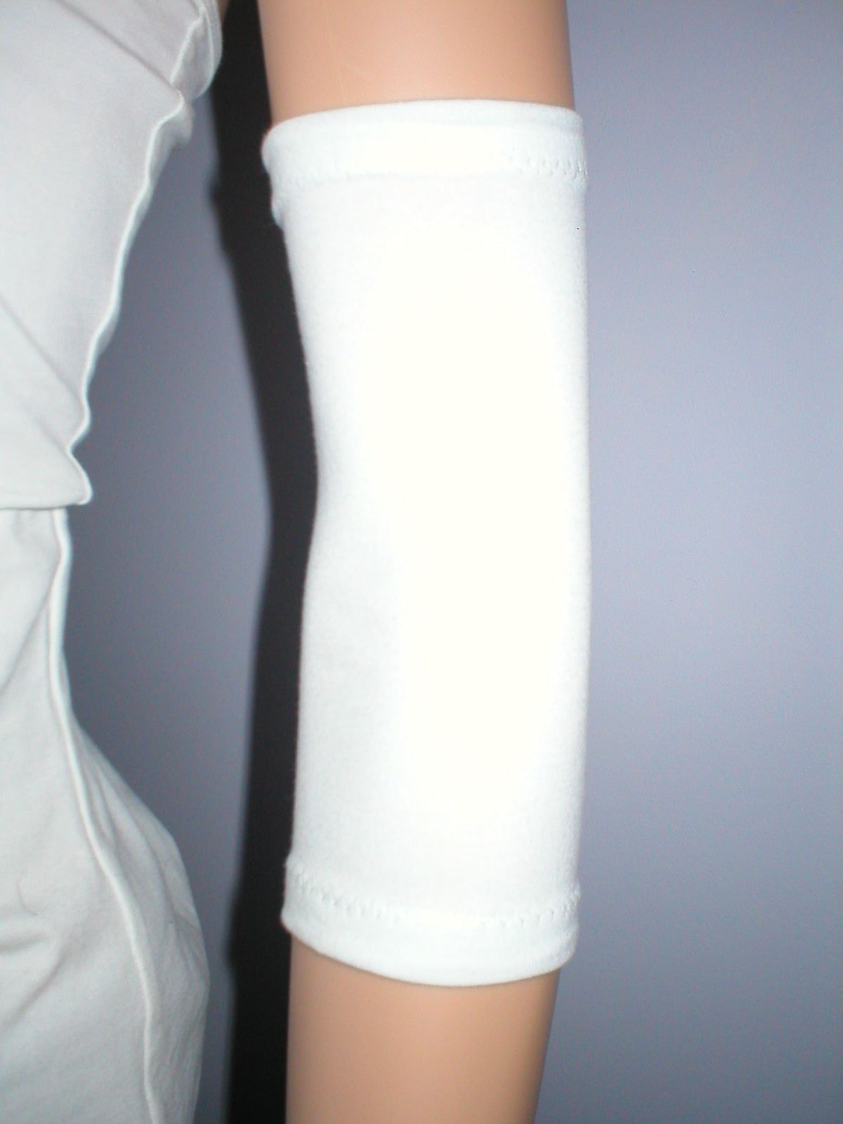 Extra small picc line sleeves for chemo ports etc - White